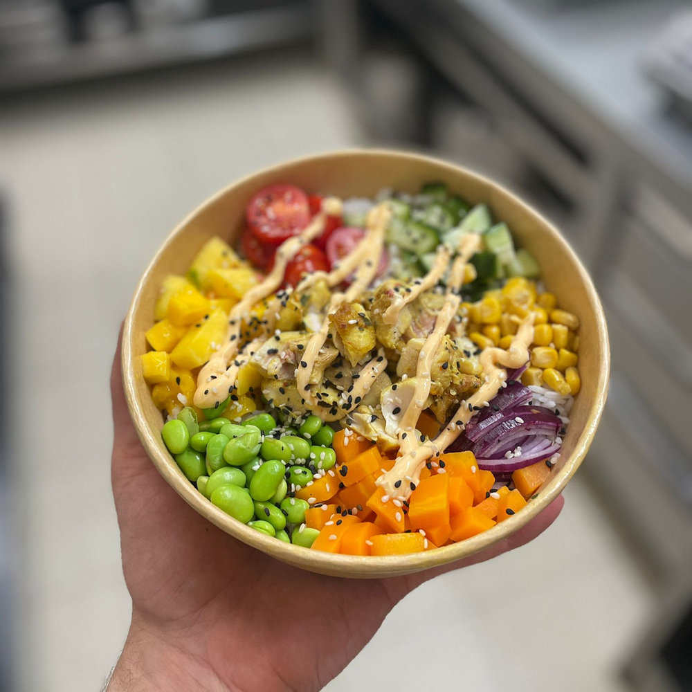 Kleurrijke pokébowl